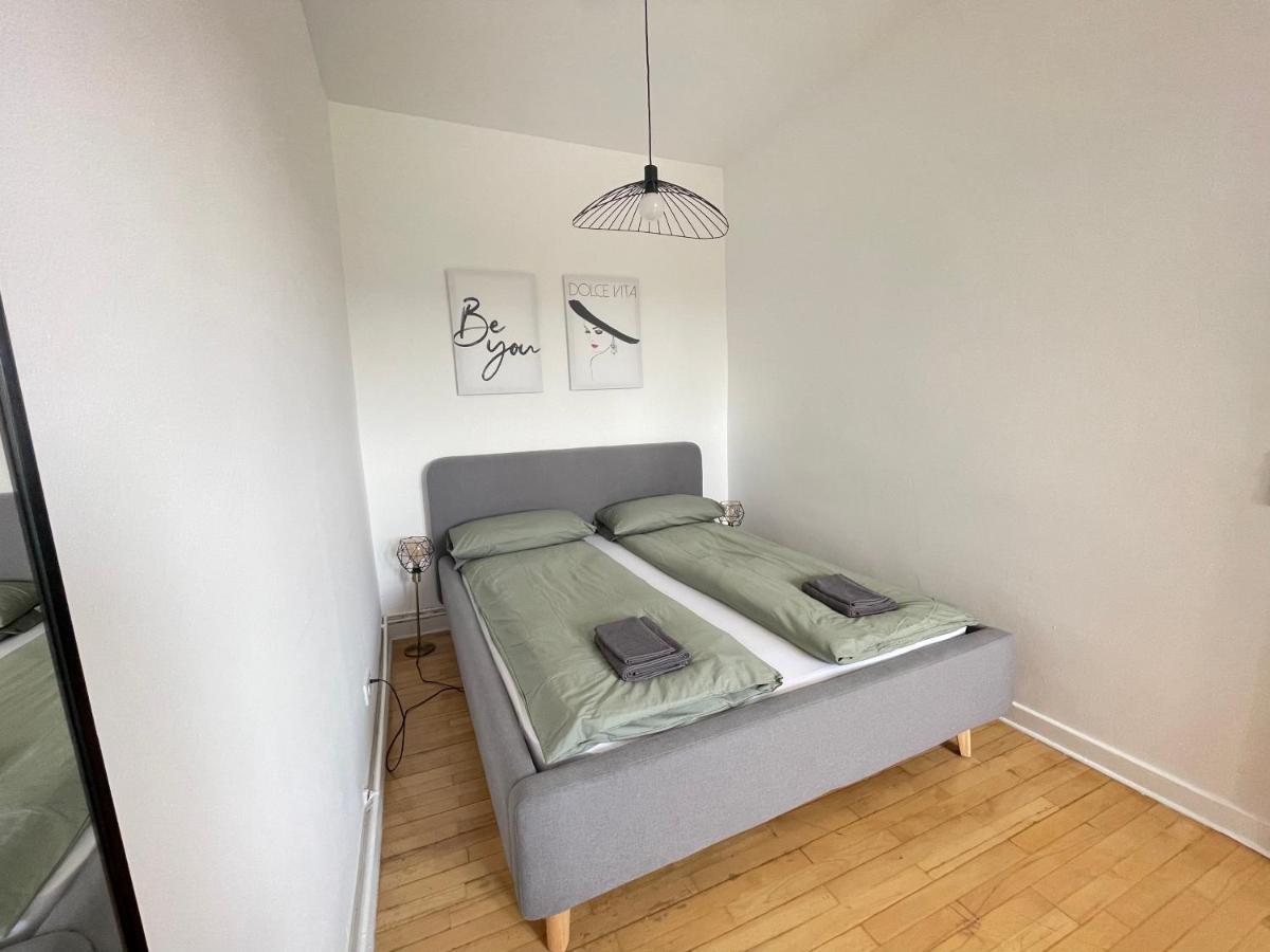 65Qm - City - Popular Street - Limmerstrasse - Mallibase Apartments Hannover Bagian luar foto